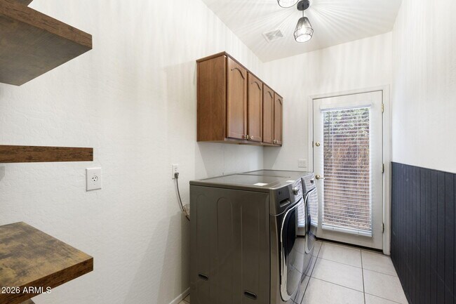 Building Photo - 6518 W Bent Tree Dr