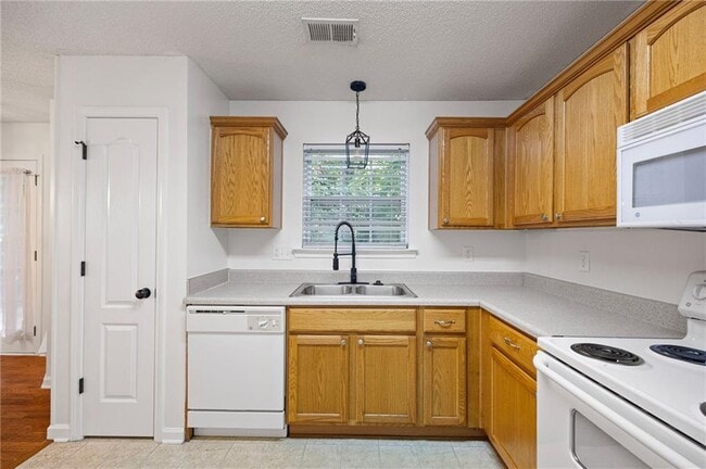 Building Photo - 176 Darby's Crossing Ct
