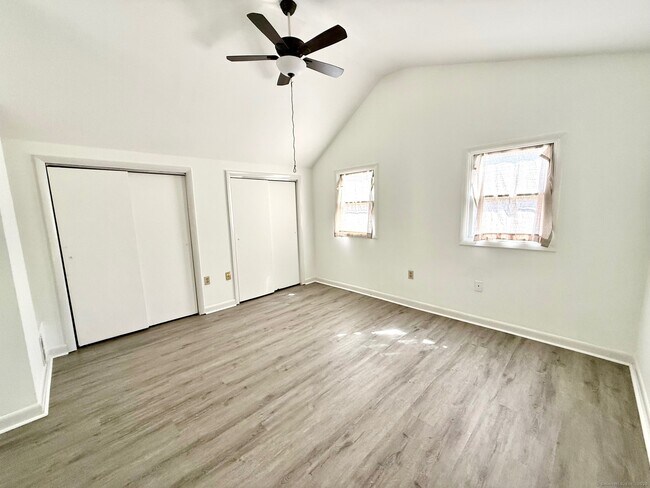 Building Photo - 151 Bailey Ave