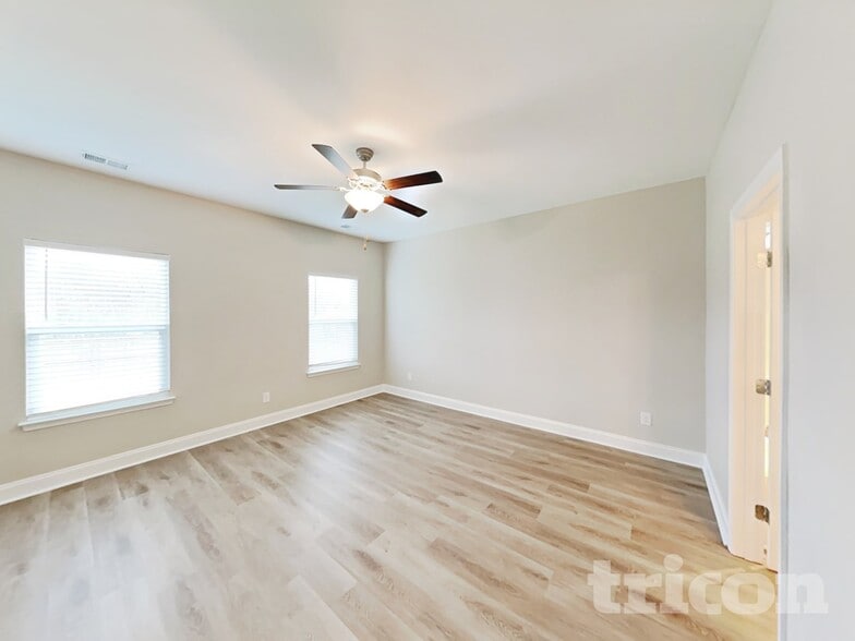 Building Photo - 1139 Westgate Dr