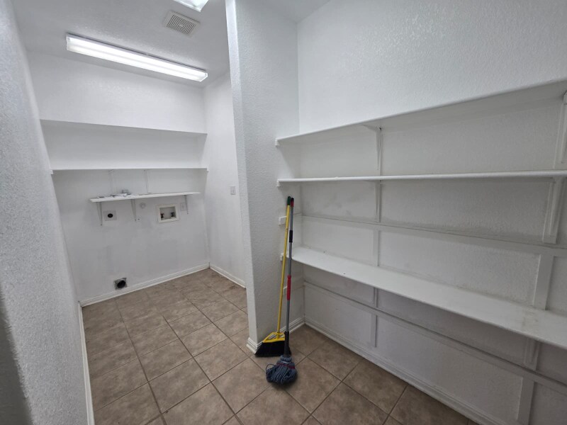 Building Photo - 426 Sorenstam Way