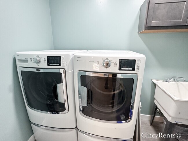 Building Photo - 416 High St