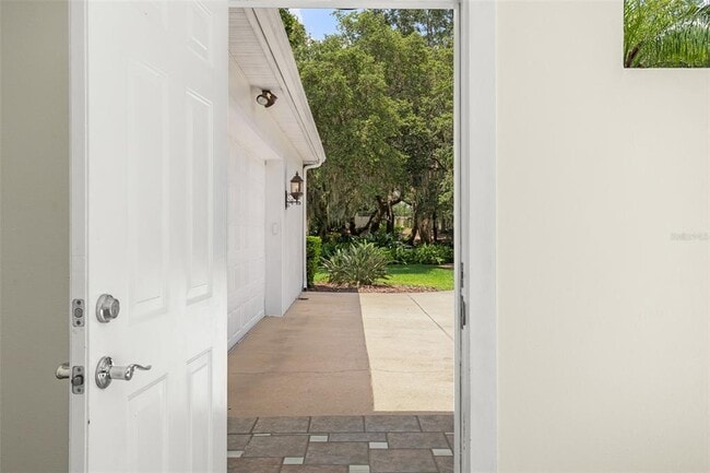 Building Photo - 9656 Bryanston Dr