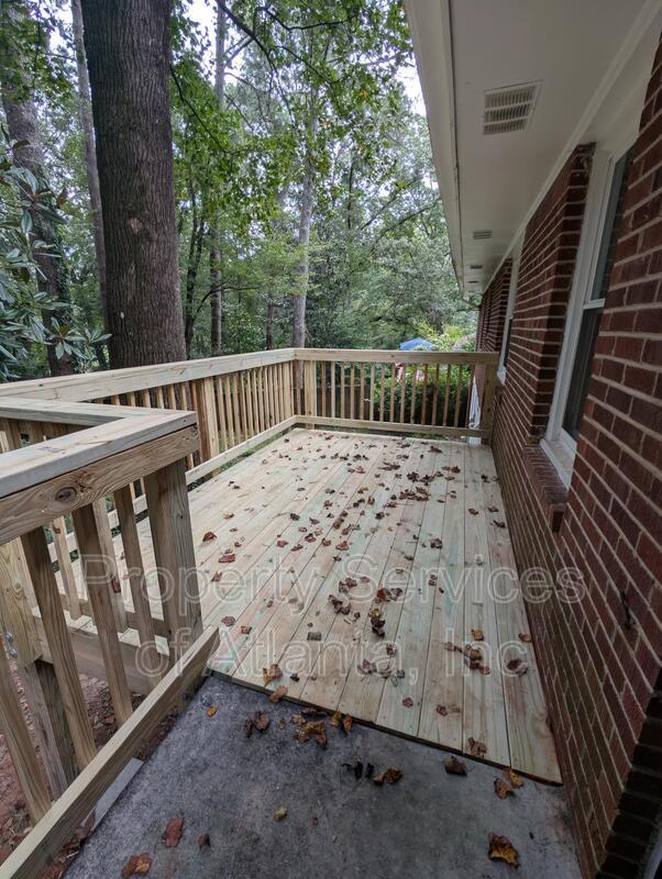 Building Photo - 1061 Homewood Ct