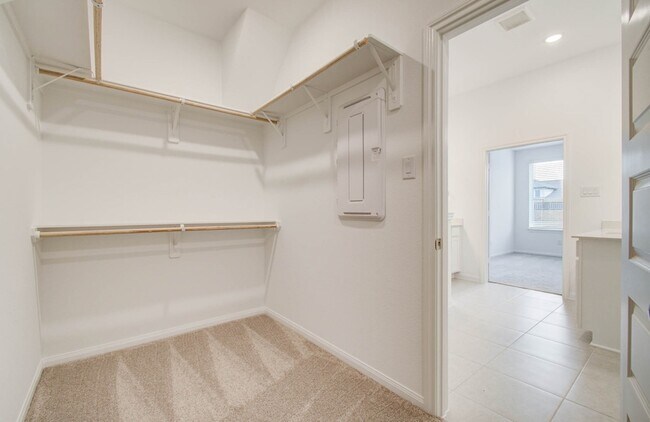 Building Photo - 24838 Harrow Mdw Dr