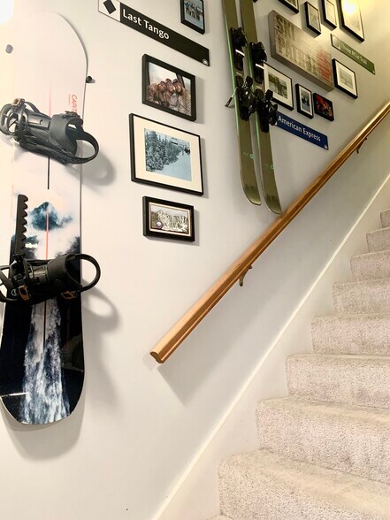 Building Photo - 3 Greenfield Dr