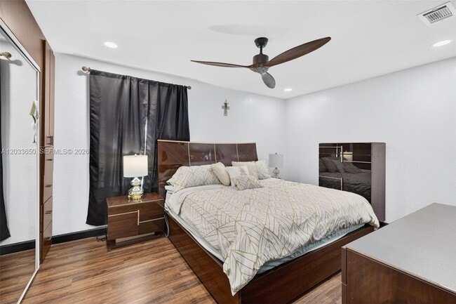 Building Photo - 1710 SW 83rd Terrace