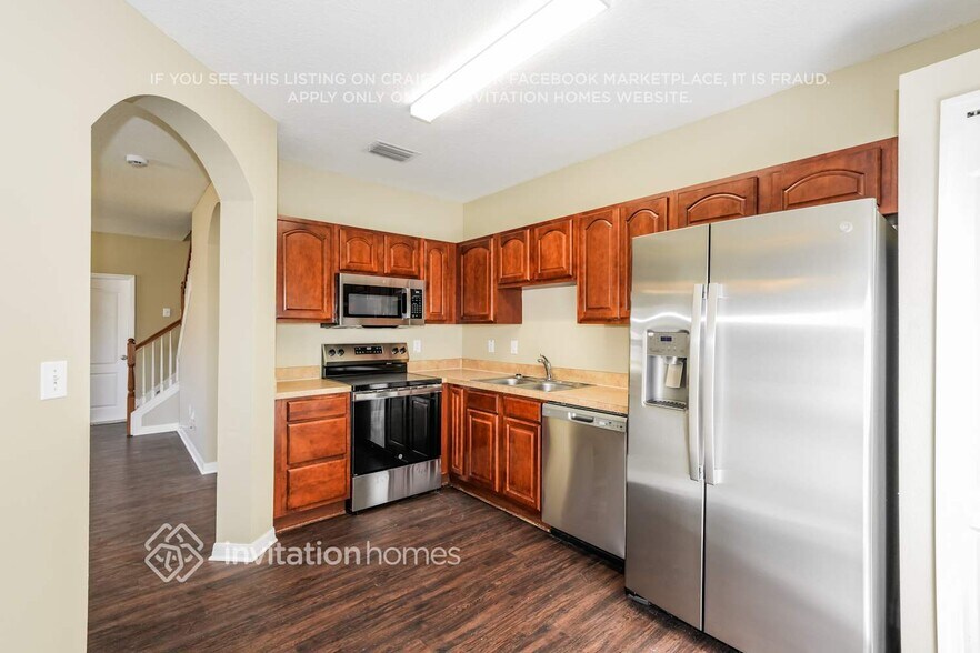 Building Photo - 18540 Kentisbury Ct