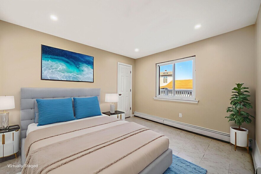 Building Photo - 4 Bay Pl