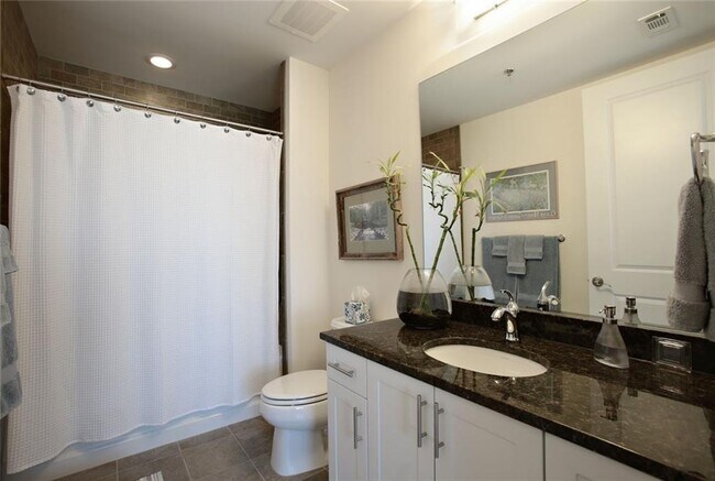 Building Photo - 270 17th St NW