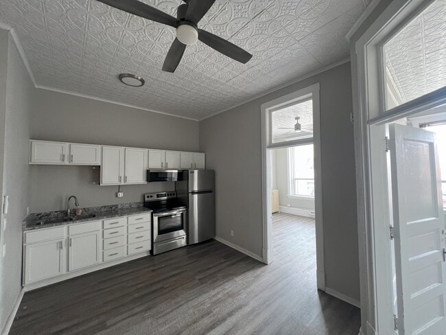 Primary Photo - Arcade Building