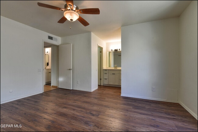 Building Photo - 3609 Okeefe Dr