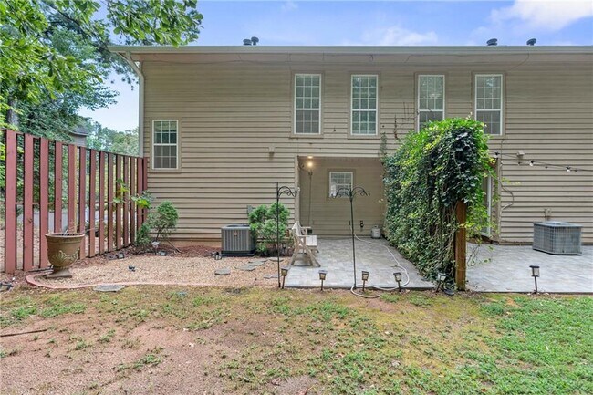 Building Photo - 1104 Masons Creek Cir