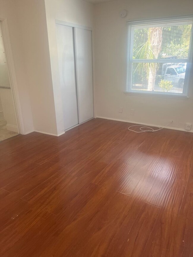 Building Photo - 20534 Hartland-1.5