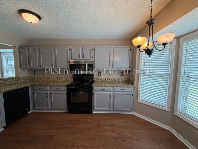 Building Photo - 5116 Laurel Bridge Ct SE