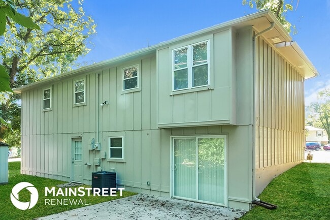 Building Photo - 5120 Goodman Ln