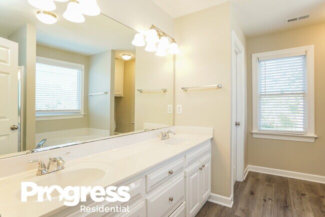 Building Photo - 4225 Cashew Dr