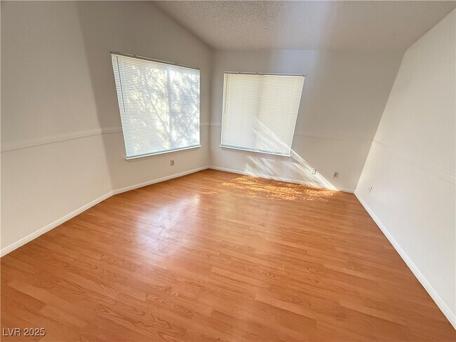 Building Photo - 6661 W Telegraph Rd