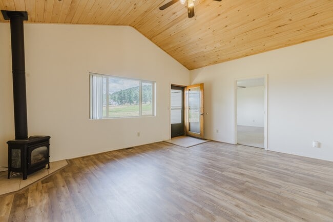 Building Photo - 3000 US-84