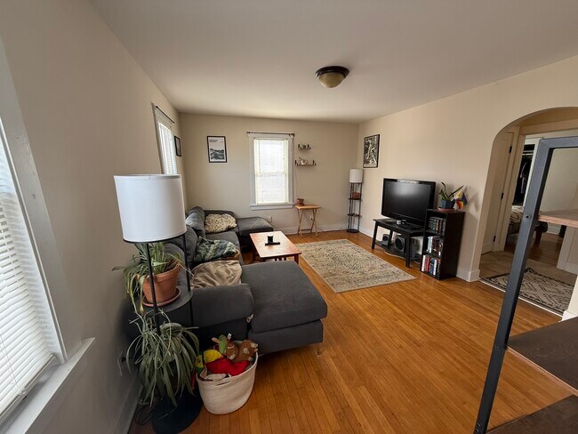 Building Photo - 245-249 North Ave