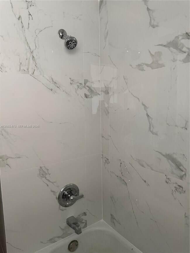 Building Photo - 700 Layne Blvd