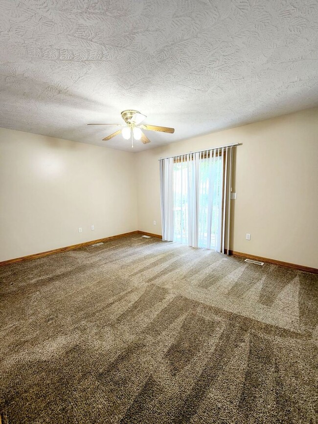 Building Photo - 2 br, 1.5 bath House - 4 Bakers Pointe