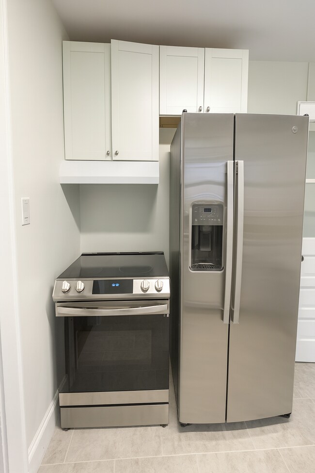 Building Photo - 809 Massey Ave