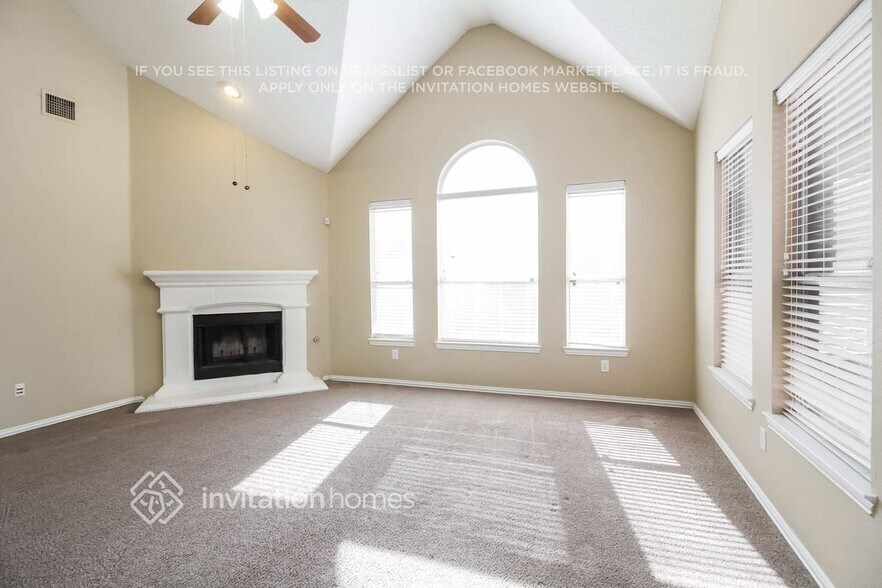 Building Photo - 1012 Tanglewood Dr