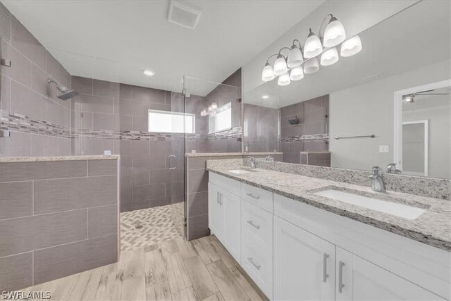 Building Photo - 3110 42nd St W