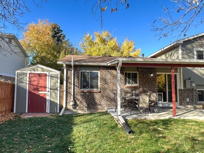 Building Photo - Updated Single-Family Home with Large Back...