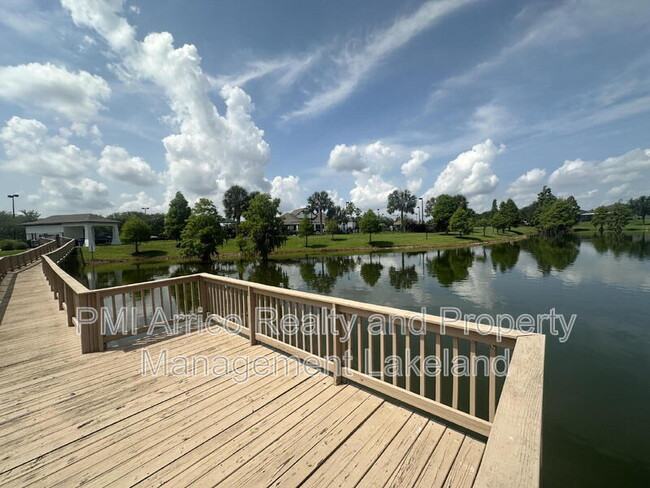 Building Photo - 6264 Great Bear Dr