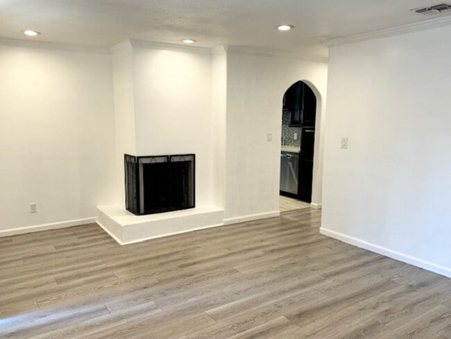 Building Photo - Home for Rent in Rio Linda