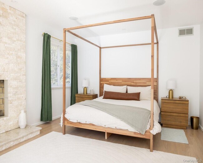 Building Photo - 15 Pheasant Run