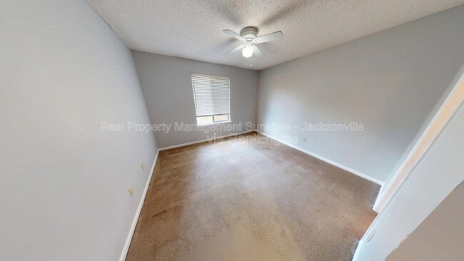 Building Photo - 11256 Windtree Dr E