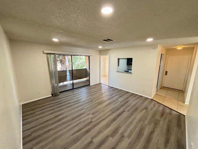 Building Photo - 2883 Wheelwright Dr