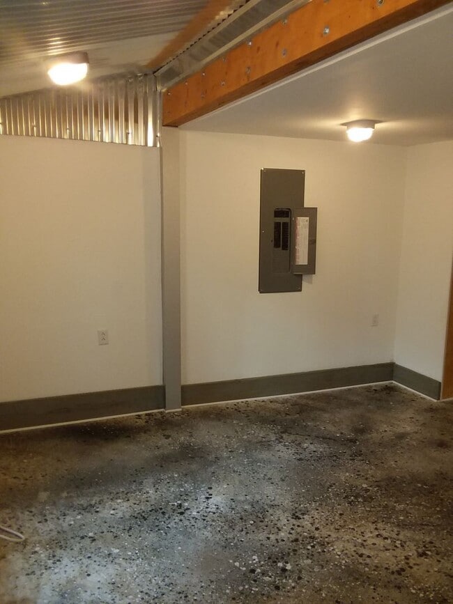 Building Photo - Beautiful 2 Bedroom in York, PA!