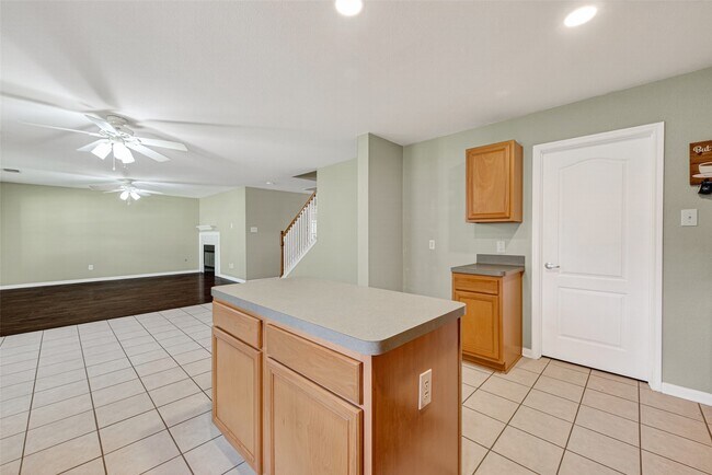 Building Photo - 3934 Brook Garden Ln
