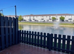 Building Photo - 5220 NW 109th Ave