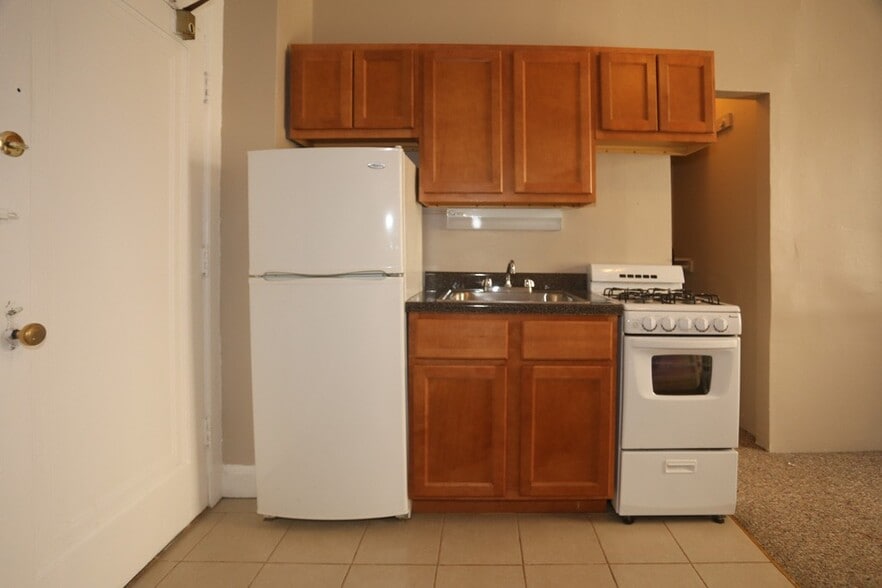 Building Photo - 3836 N Fremont St