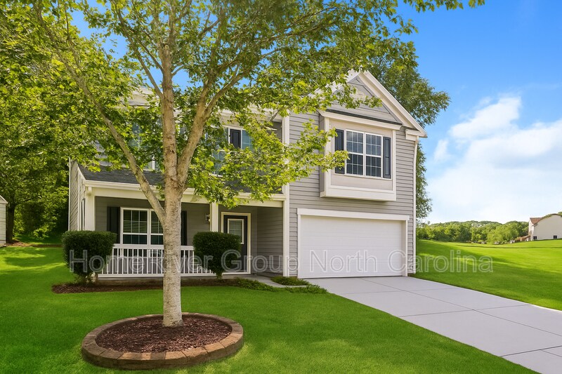 Building Photo - 318 Lind Point Ln