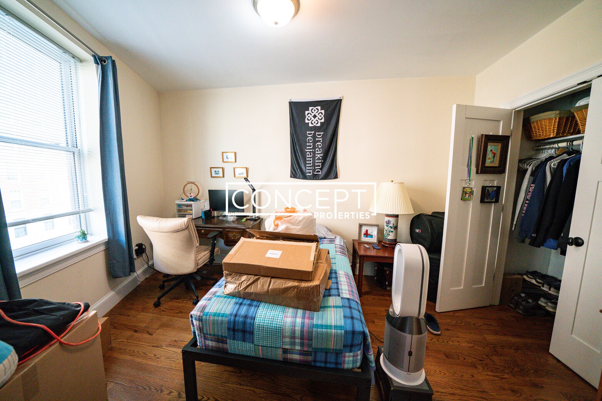 Building Photo - 493 Commonwealth Ave