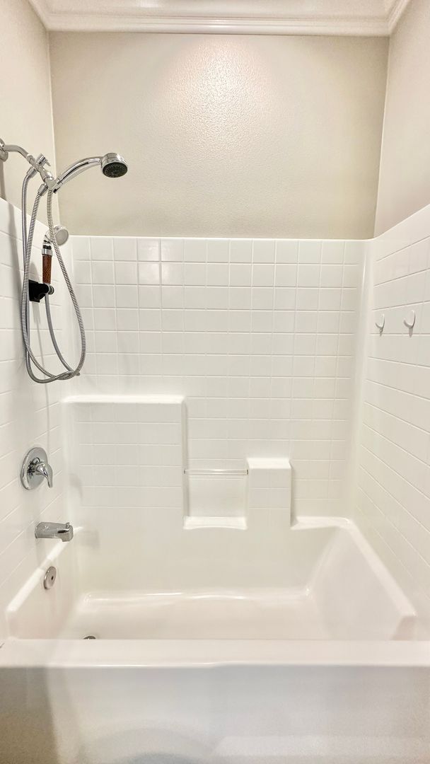Building Photo - Beautiful, Newer, Townhome with Attached 2...