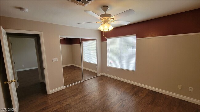 Building Photo - 453 Temple Canyon Pl