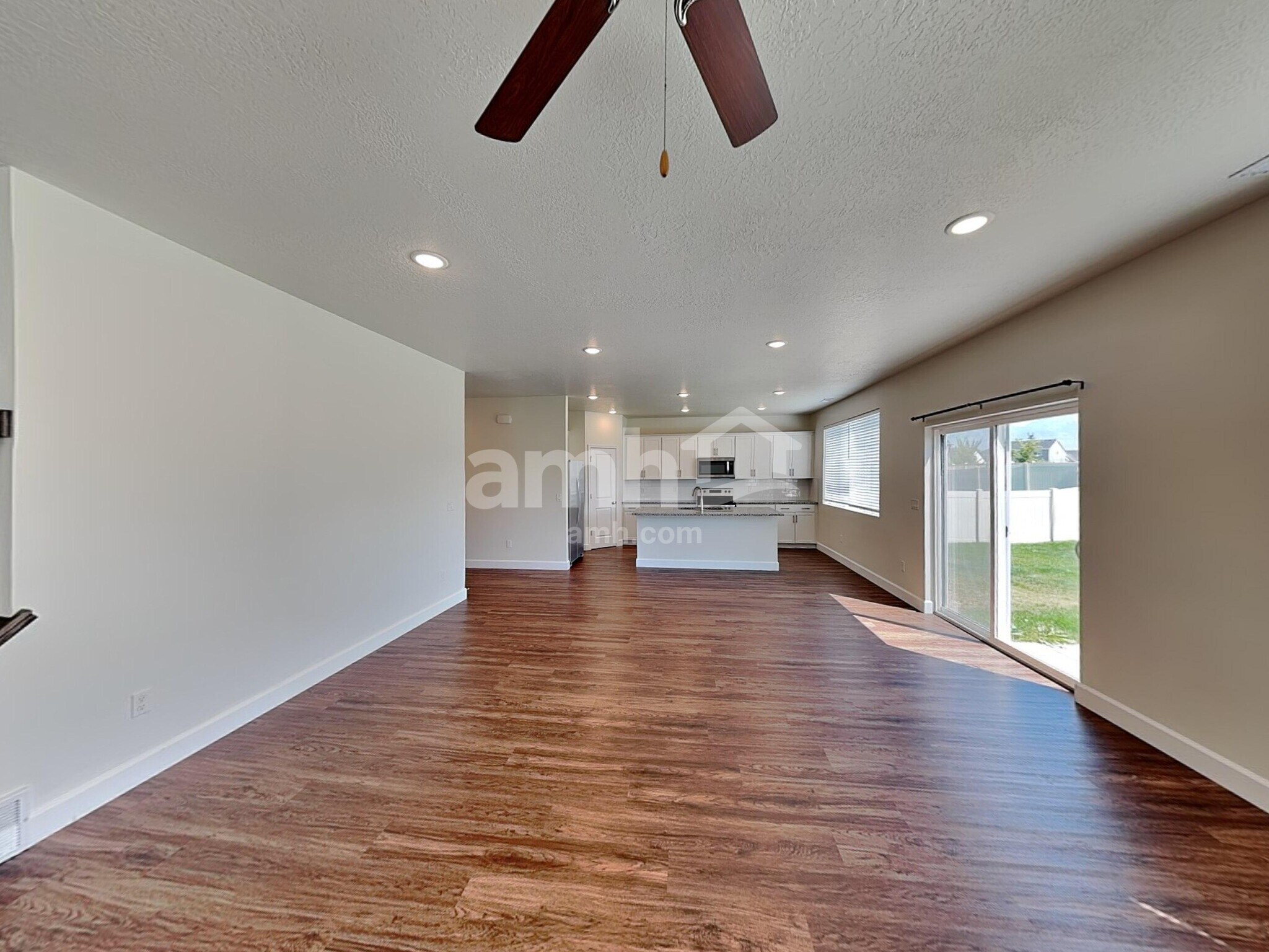 Building Photo - 291 N Gibbons Ln