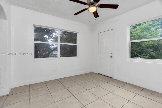 Building Photo - 1137 NW 29th Terrace