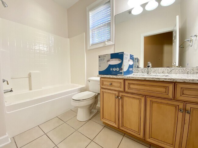Building Photo - Gorgeous, Island West Home Available  for Rent!