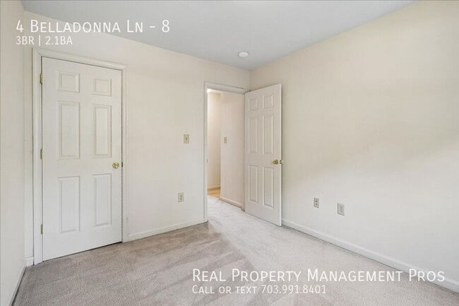 Building Photo - 4 Belladonna Ln