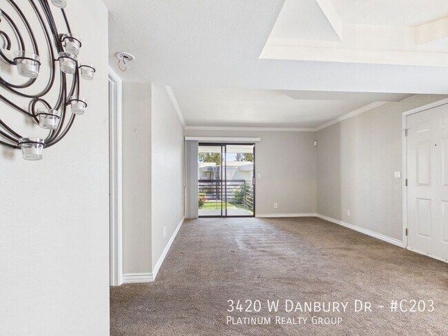 Building Photo - 3420 W Danbury Dr