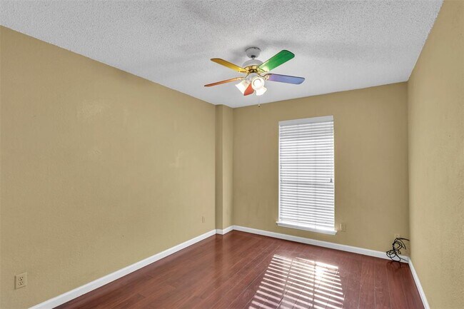 Building Photo - 12922 Marimba Trail