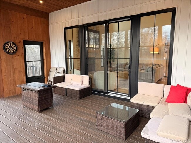 Building Photo - 6 Conifer Ct